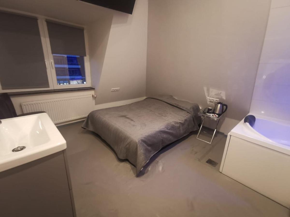 Hotel-Chao Nl 24 Hours Open Utrecht Eksteriør bilde